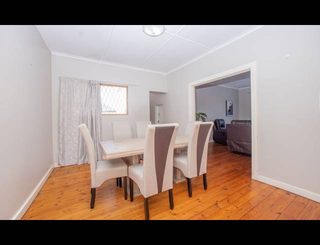 4 BEDROOM HOUSE TO LET IN BAYSVILLE